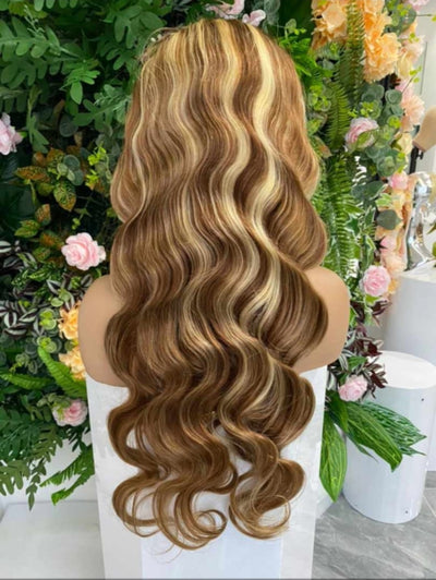 Body Wave Highlighted Wig